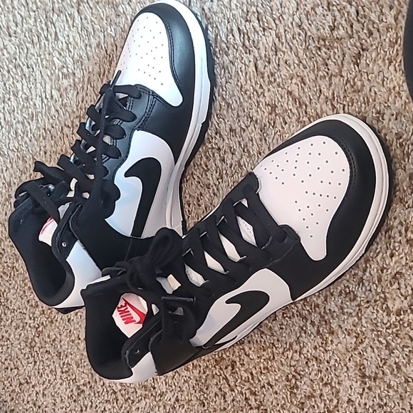 NEW Nike Black and White Dunk High Sneakers - Picture 2 of 5